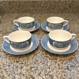 Vintage Currier & Ives Teacups and saucers